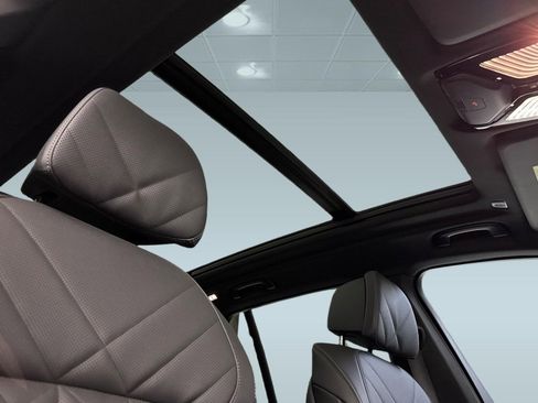 Used 2026 BMW X5 sDrive40i w/ Climate Comfort Package RWD image 15