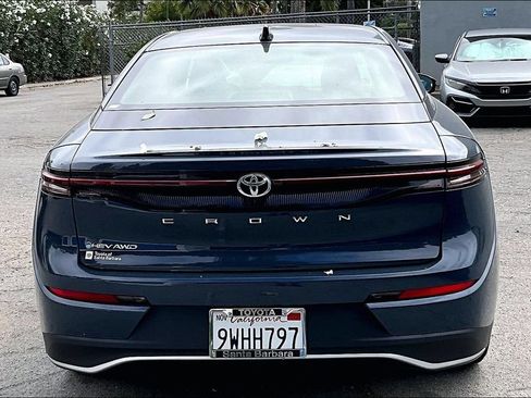 Certified 2026 Toyota Crown AWD/4WD image 5