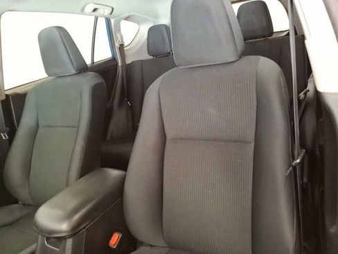 Used 2016 Toyota RAV4 LE image 15