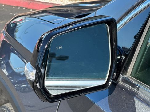 Used 2020 Chevrolet Traverse LT w/ LPO, Blackout Package image 56