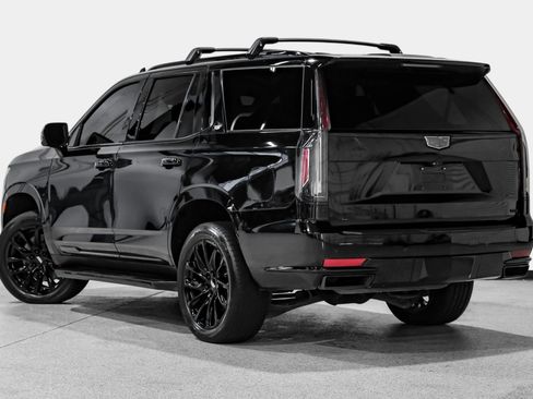 Used 2021 Cadillac Escalade Sport Platinum AWD/4WD image 7
