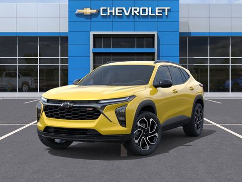 New 2025 Chevrolet Trax RS w/ Driver Confidence Package FWD image 7