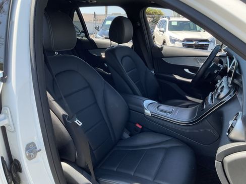Used 2020 Mercedes-Benz GLC 300 image 20