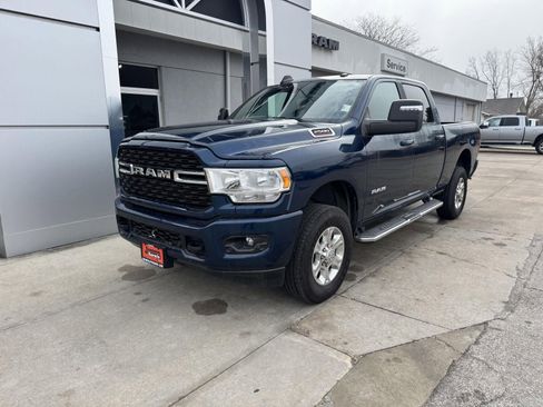 Used 2024 RAM 2500 Big Horn w/ Sport Appearance Package image 2