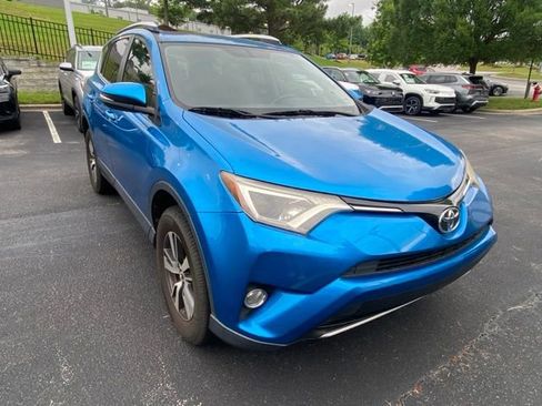 Used 2016 Toyota RAV4 XLE FWD image 1