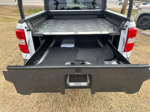 Used 2025 Ford Maverick XLT w/ Equipment Group 302A image 5