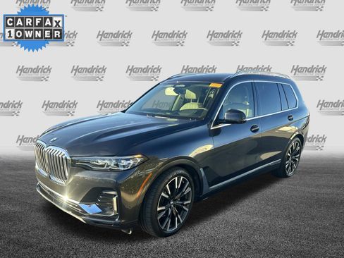 Used 2021 BMW X7 xDrive40i w/ Premium Package 2 image 5