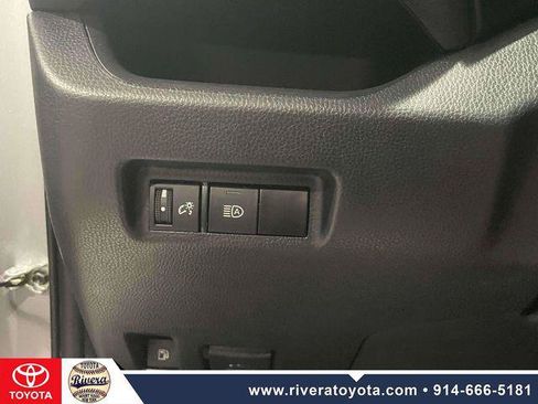 Certified 2023 Toyota RAV4 XLE AWD/4WD image 19