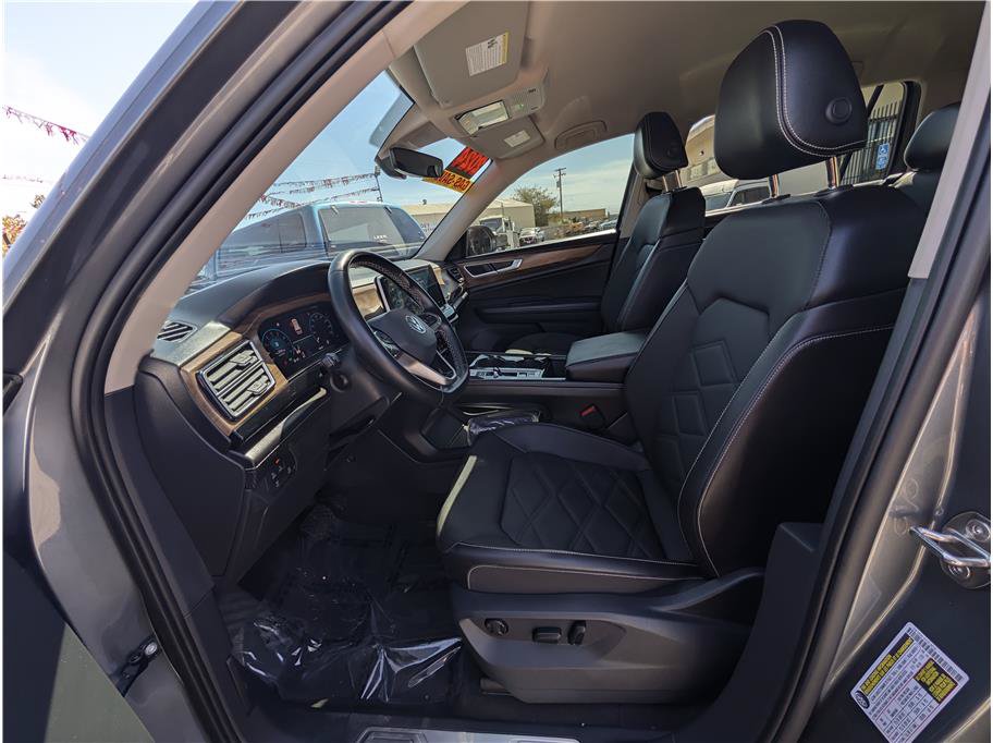 Used 2024 Volkswagen Atlas SE FWD image 9