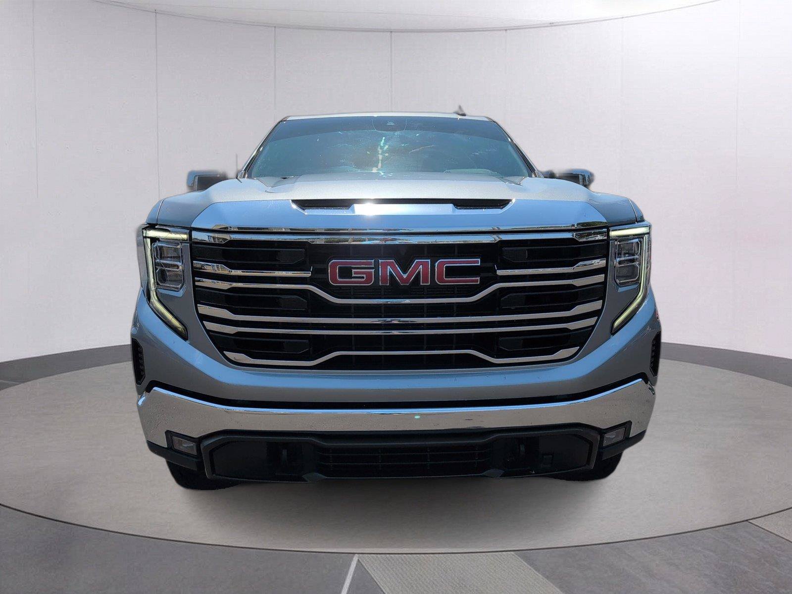 Used 2024 GMC Sierra 1500 SLT AWD/4WD image 10