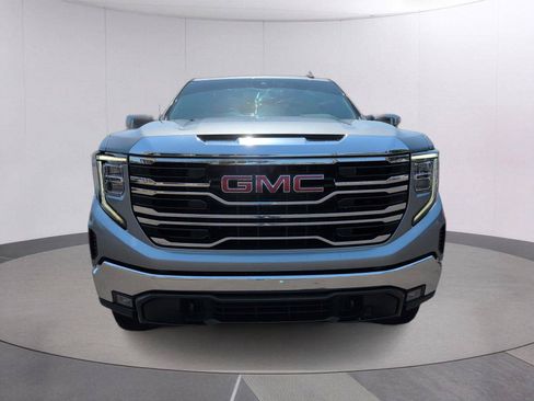 Used 2024 GMC Sierra 1500 SLT AWD/4WD image 10