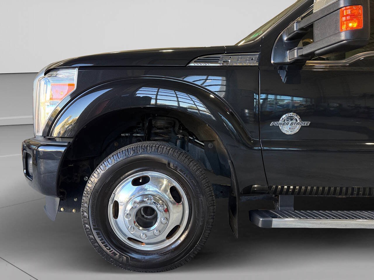 Used 2015 Ford F350 Platinum AWD/4WD image 9