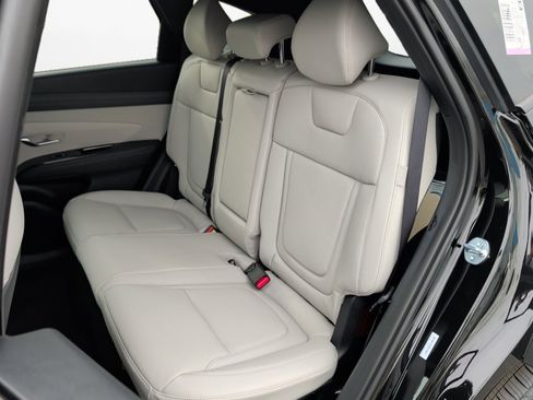 New 2026 Hyundai Tucson Limited image 12