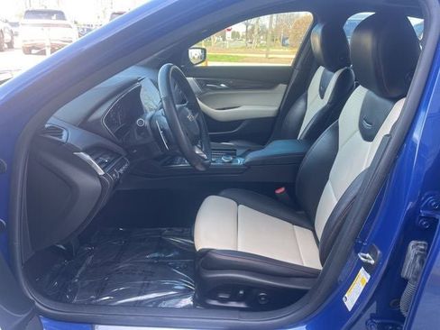 Used 2020 Cadillac CT5 Sport RWD image 24