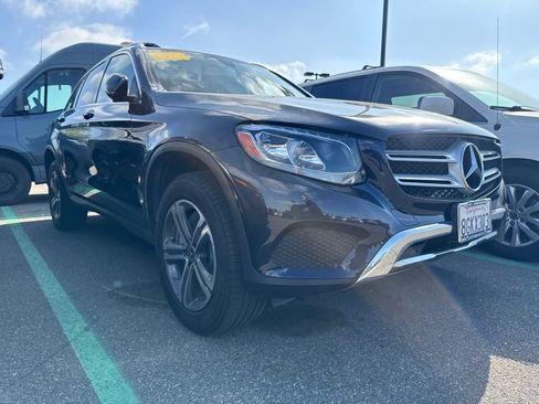 Used 2019 Mercedes-Benz GLC 300 image 3