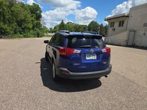 Used 2015 Toyota RAV4 Limited AWD/4WD image 14