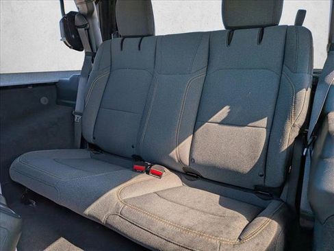 Used 2025 Jeep Wrangler Sport AWD/4WD image 16