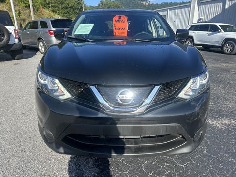 Used 2018 Nissan Rogue Sport S FWD image 10