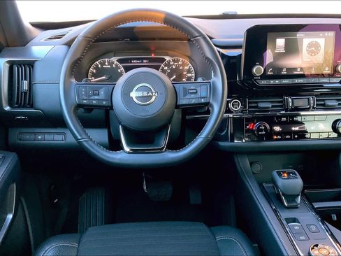 Used 2023 Nissan Pathfinder Rock Creek image 6