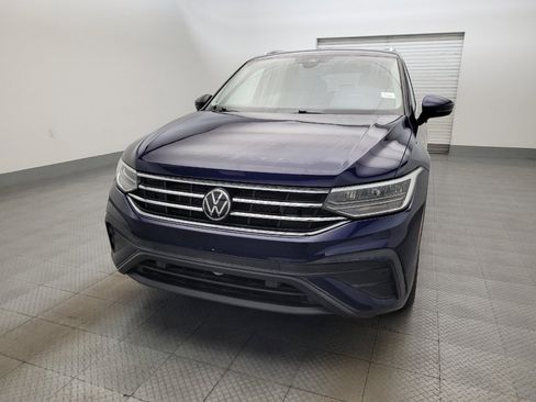 Used 2022 Volkswagen Tiguan SE w/ Panoramic Sunroof Package FWD image 15