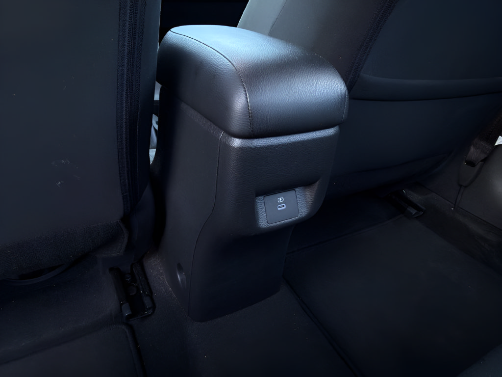 Certified 2025 Nissan Versa SV w/ Trunk Package FWD image 23