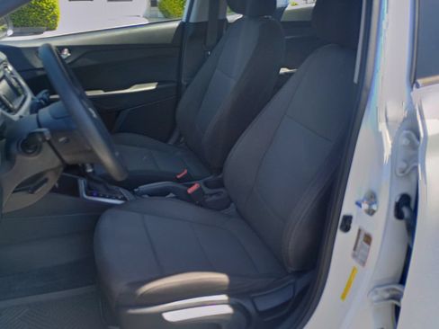 Used 2019 Hyundai Accent SE FWD image 15