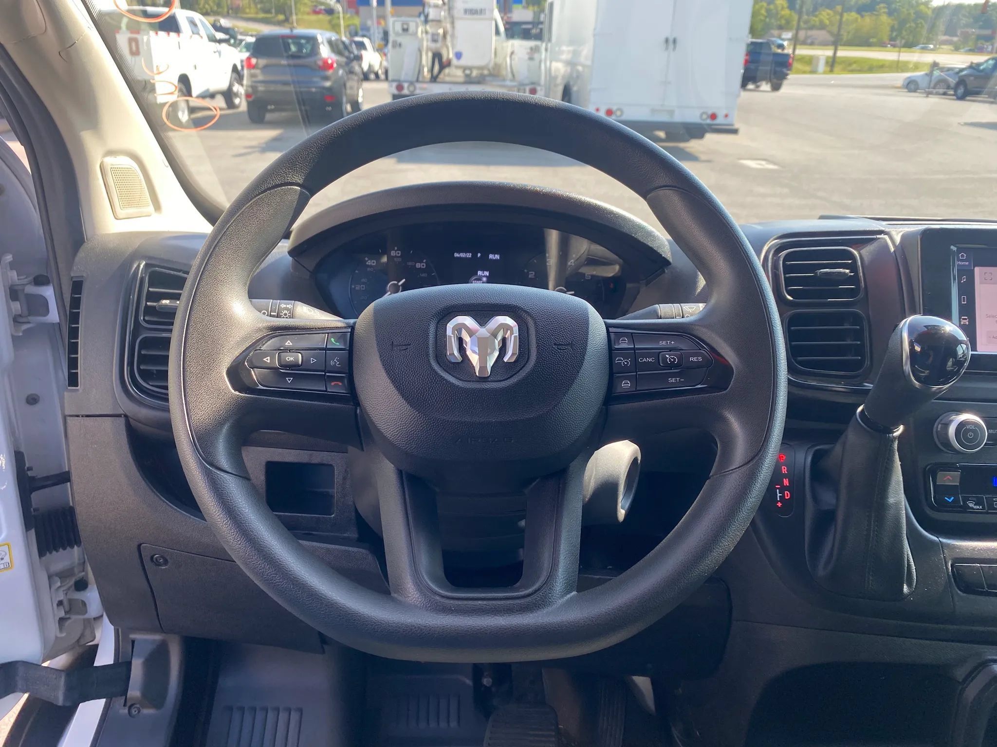 Used 2024 RAM ProMaster 2500 w/ Convenience Group FWD image 10