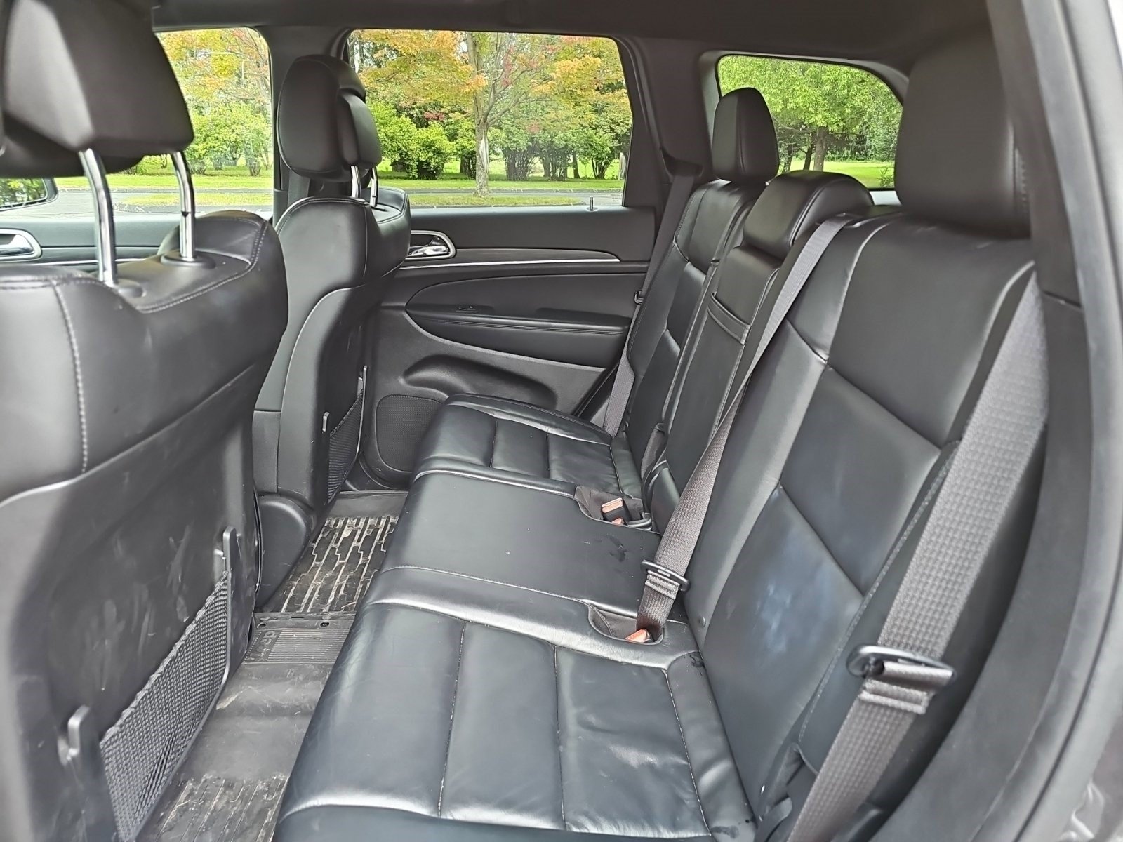 Used 2021 Jeep Grand Cherokee Limited w/ Premium Lighting Group AWD/4WD image 17