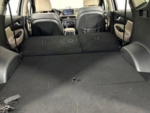 Used 2019 Hyundai Santa Fe Limited image 22