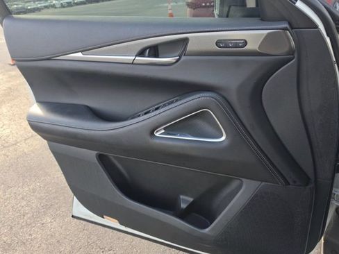 Used 2023 INFINITI QX60 Luxe w/ Vision Package FWD image 10