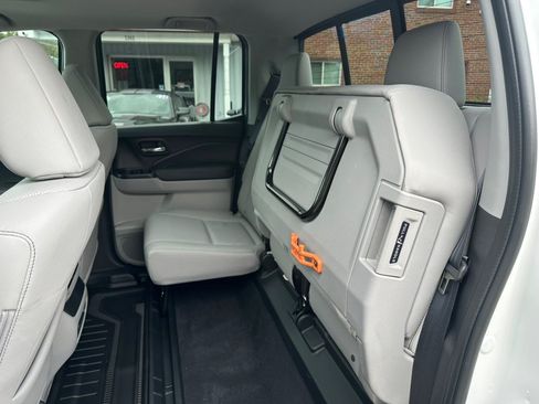 Used 2025 Honda Ridgeline RTL image 17
