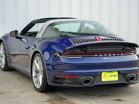 Used 2022 Porsche 911 Targa 4S w/ Premium Package AWD/4WD image 49