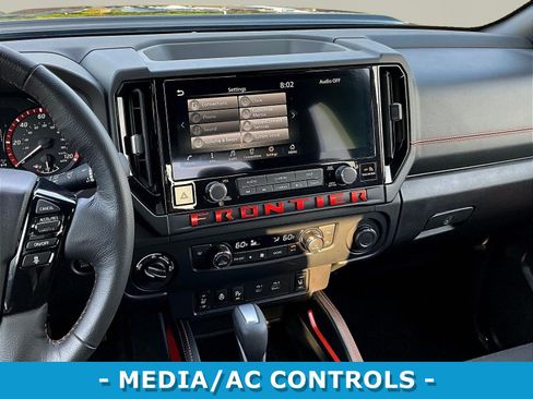 Used 2026 Nissan Frontier PRO-4X AWD/4WD image 10