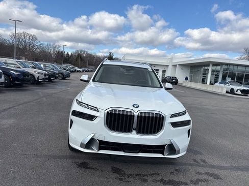 New 2026 BMW X7 xDrive40i image 2