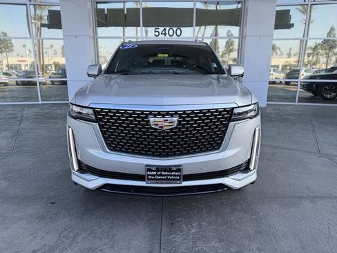 Used 2023 Cadillac Escalade Premium Luxury image 2