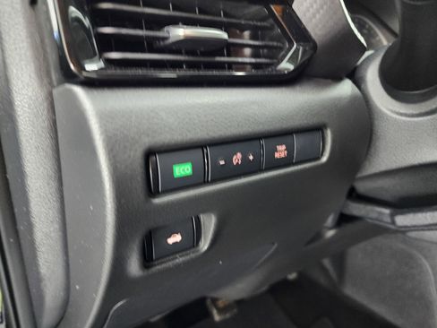 Used 2023 Nissan Sentra SV image 37