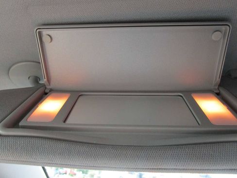 Used 2024 Chevrolet Malibu LT image 34