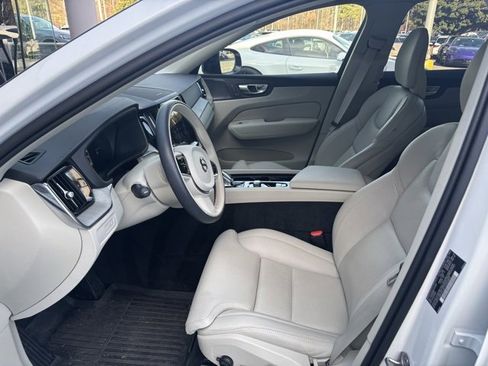 Used 2025 Volvo XC60 T8 Ultra w/ Protection Package Premier image 3