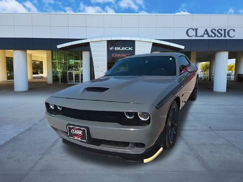 Used 2023 Dodge Challenger R/T w/ Blacktop Package image 3