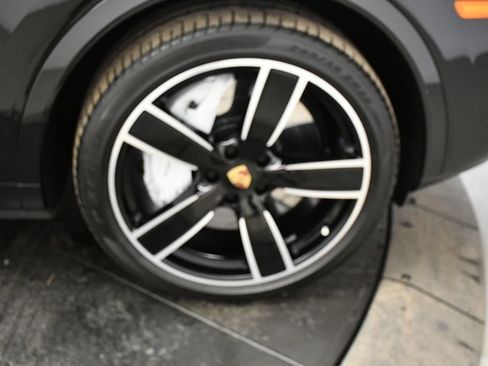 New 2026 Porsche Panamera 4S AWD/4WD image 17