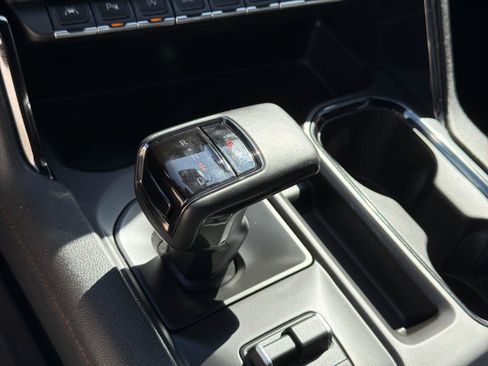 Used 2025 GMC Sierra 1500 AT4 AWD/4WD image 15