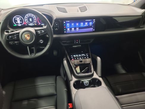 New 2026 Porsche Cayenne image 12