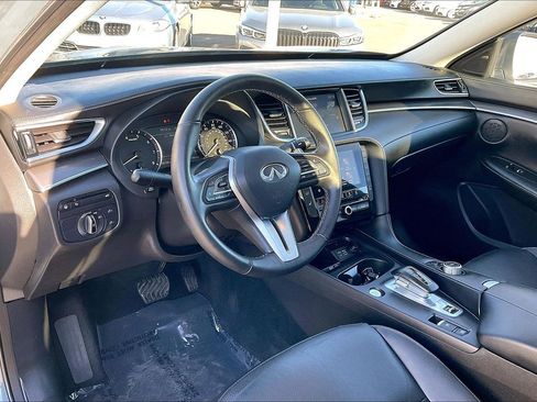 Used 2024 INFINITI QX50 Luxe image 10