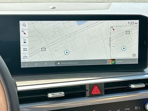 Certified 2025 Kia Sorento SX Prestige w/ Olive Brown Leather Package image 13