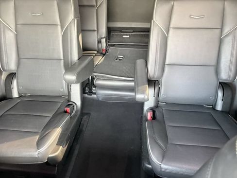 Used 2021 Cadillac Escalade Sport w/ Driver Assist Tech Package AWD/4WD image 8