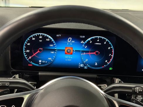 Used 2023 Mercedes-Benz GLA 250 4MATIC image 54