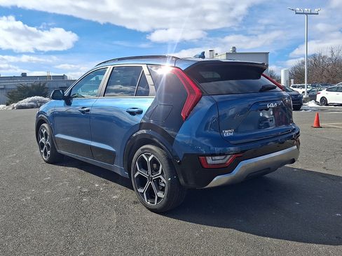 New 2026 Kia Niro SX Touring image 4