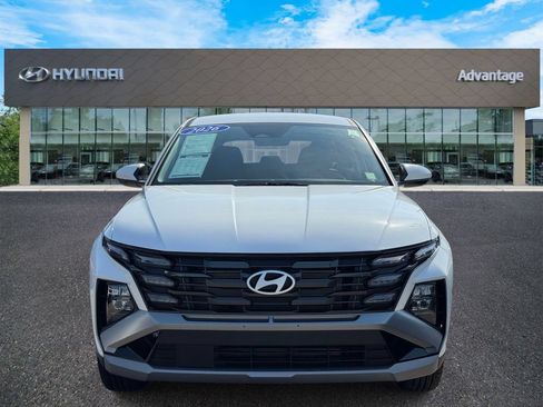 Used 2026 Hyundai Tucson SE AWD/4WD image 2