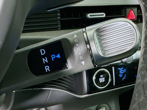 Used 2024 Hyundai Ioniq 5 SE RWD image 25