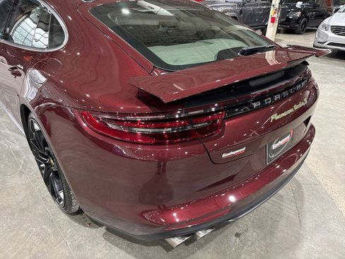 Used 2018 Porsche Panamera Turbo S image 40
